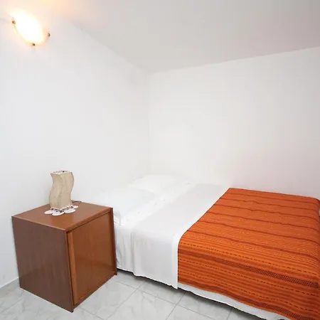 By The Sea Pisak, Omis - 4815 Mimice