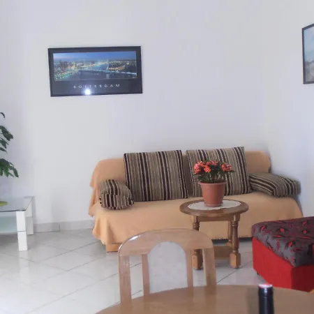 By The Sea Pisak, Omis - 4815 Appartement Mimice