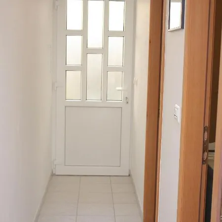 By The Sea Pisak, Omis - 4815 Mimice